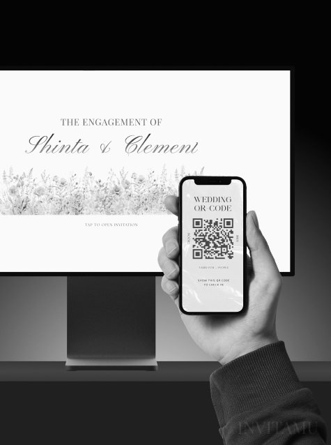 A guest holding up an Invitamu QR code to check in